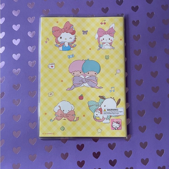 Sanrio Characters 2025 Datebok - Picture 2 of 11